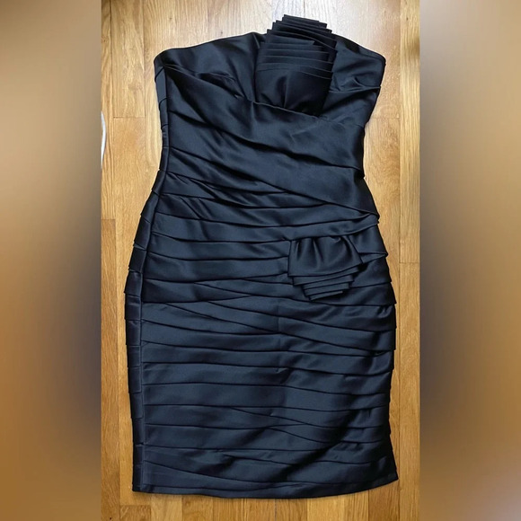Terani Couture Black Knee Length Layered Black Strapless Dress Size 8 - Picture 1 of 12
